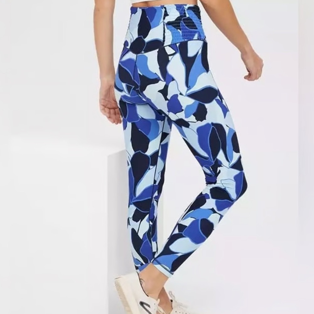 Offline by Aerie Real Me Smocked Patterned Leggings